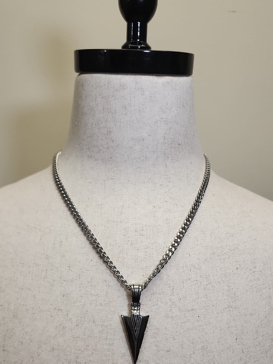 Source Unknown Other - Stainless Steel Arrowhead Pendant Necklace Black Silver Chain